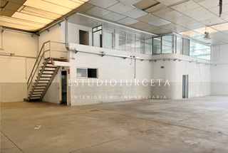 Nau industrial a Carrer de francesc vila 10. Nave en venta en calle de francesc vila, 10