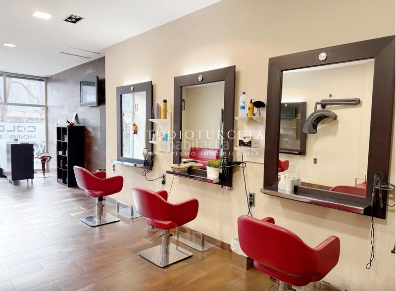 Foto 22dae7fb-9960-456b-9930-1b2d86d587c2. Transfer business premise with heating in Mercat Rubí