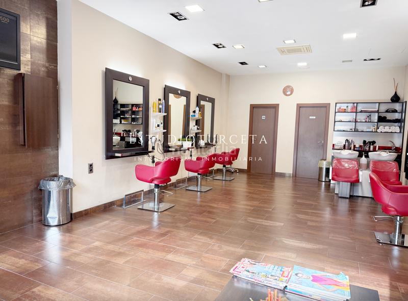 Foto be42ba05-759a-4f98-8f86-8e187eefa7b4. Transfer business premise with heating in Mercat Rubí