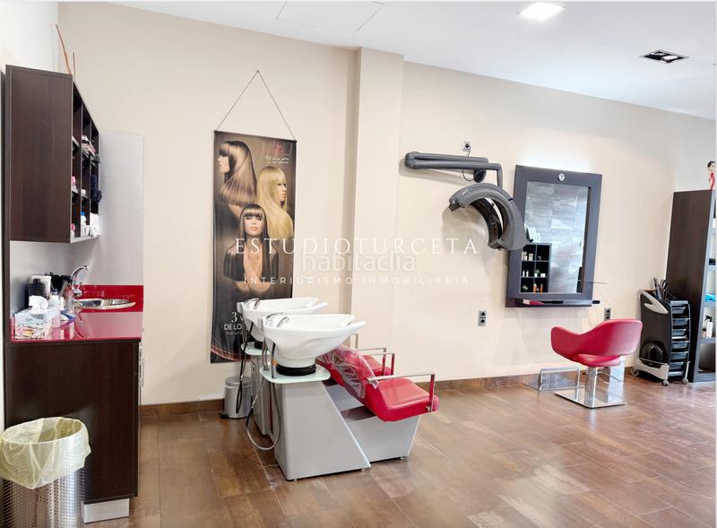 Foto 5a00844a-8c70-4f27-bc44-1d9c748c3380. Pas-de-porte local commercial avec chauffage dans Mercat Rubí