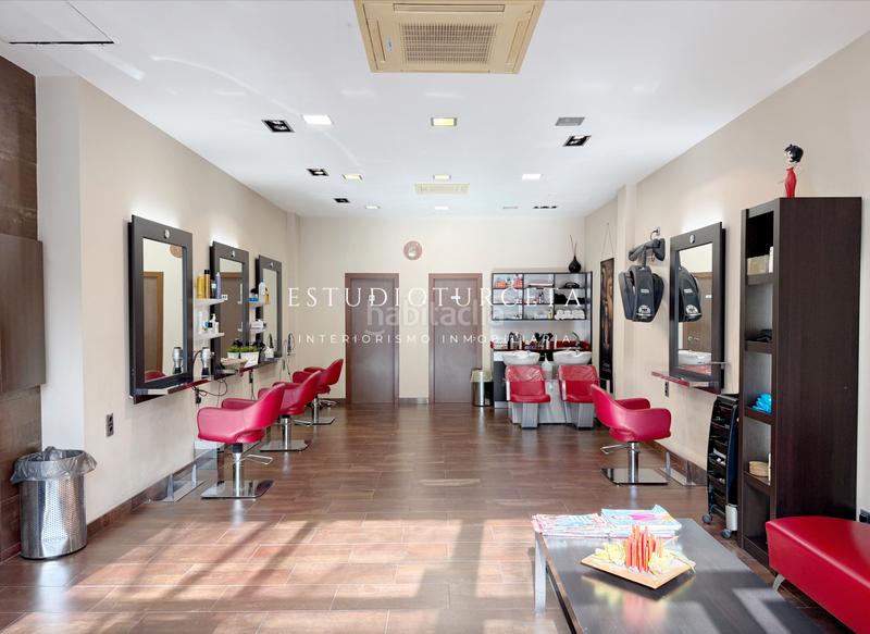 Foto e116a811-8a7c-41e8-98c2-b406685d6c43. Pas-de-porte local commercial avec chauffage dans Mercat Rubí