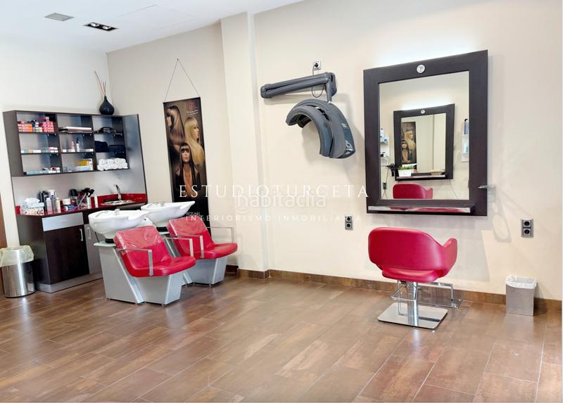 Foto f4196dc8-7140-4410-90f1-353790b9213f. Pas-de-porte local commercial avec chauffage dans Mercat Rubí