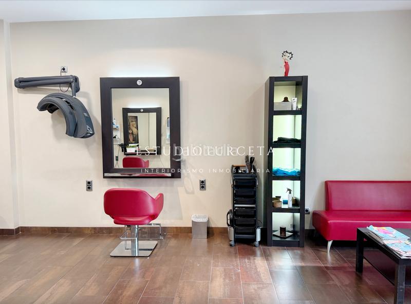 Foto fbd8612f-2c84-4d8f-a75f-ed2a169f789b. Pas-de-porte local commercial avec chauffage dans Mercat Rubí