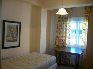 Location Appartement  Calle cañaveral. ?? piso ideal para estudiantes en camino de ronda – curso 25/26