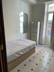 Rent Flat in Calle alhóndiga 16. Precioso piso en pleno centro de la capital