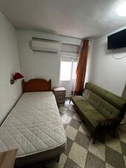 Lloguer Pis  Calle san juan de dios. ? ¡alquiler temporal de habitación en piso compartido con baño p