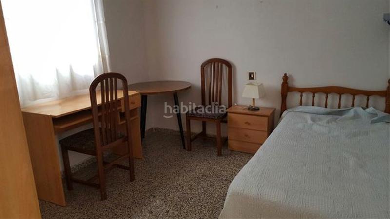 Foto c51af4fc-e7db-40ea-8589-c733ca65e584. Rent flat in Camino de Ronda Granada