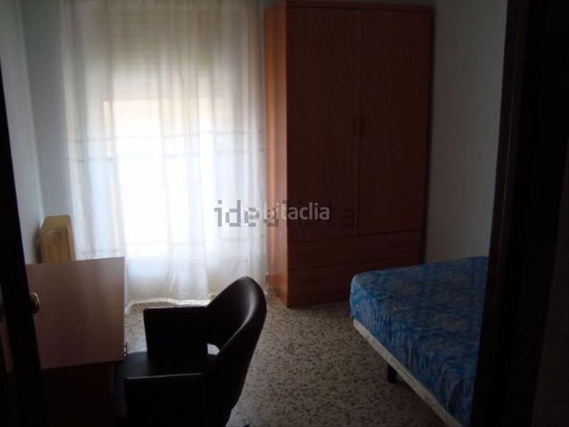 Foto 9be4cdf5-a690-4340-8ad2-b038ba152ad0. Alquiler piso ?? piso en circunvalación la encina – chana ?? disponible para el curso 2025-2026 (contrato de 11 meses) en Granada
