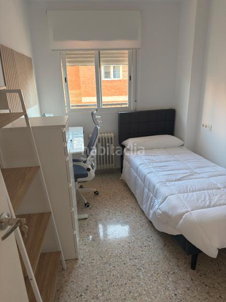 Foto b82c0059-3577-4a61-b5a2-6518af4e8172. Location appartement avec chauffage dans Cervantes Granada