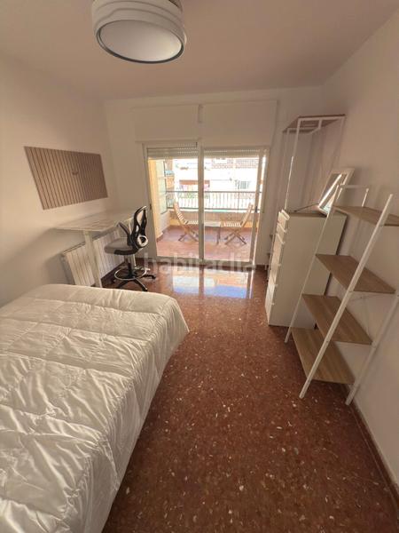 Foto 38f215f1-51d0-4fd6-8946-d6d58d06db76. Rent flat with heating in Cervantes Granada