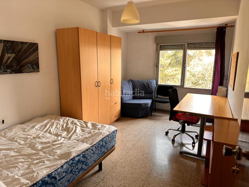 Foto 28ca81b1-4afb-4e62-abe0-2e17f8a4caa0. Location appartement dans calle gonzalo gallas 25 dans Granada