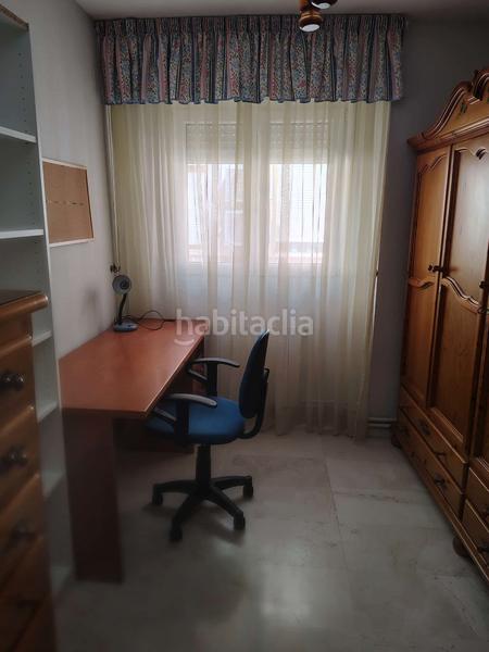 Foto 240f990b-9463-44b4-9443-80d044e44d28. Alquiler piso en calle nueva de san antón 15 ? piso ideal para estudiantes en zona san antón ? en Granada