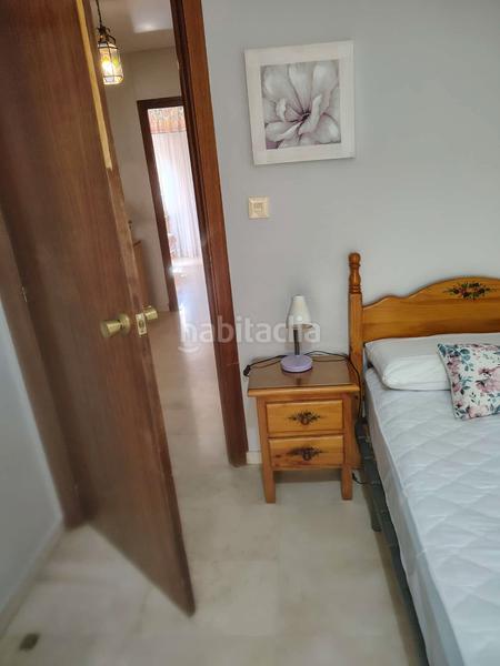 Foto 975903bb-ee43-4c1d-bf42-1f3a6d94a2e2. Alquiler piso en calle nueva de san antón 15 ? piso ideal para estudiantes en zona san antón ? en Granada