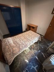 Rent Flat  Calle san juan de dios. ?? ¡habitación 301  disponible en piso compartido en san juan de