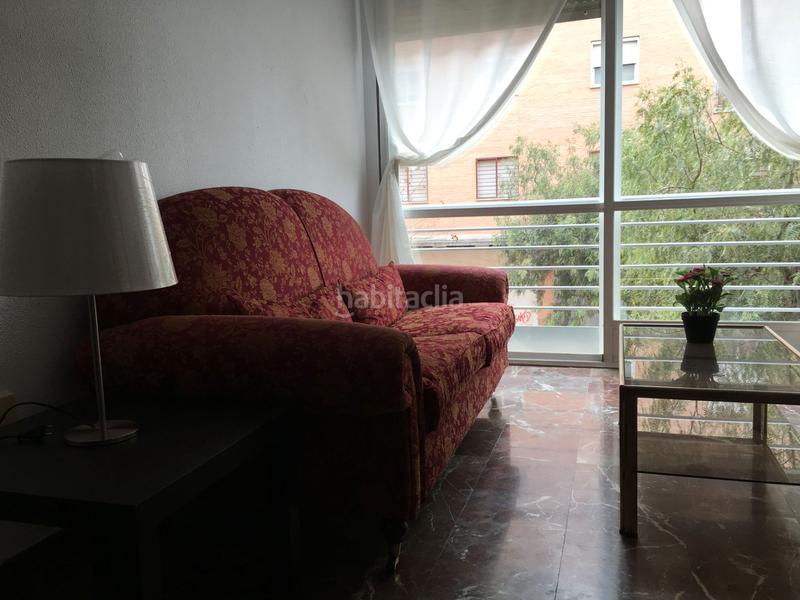 Foto 1b08895c-392c-483c-8995-5ad4b71947f4. Miete appartement in calle atlanta 8 in Av. F. Garcia Lorca - Nueva Estación Autobuses Granada