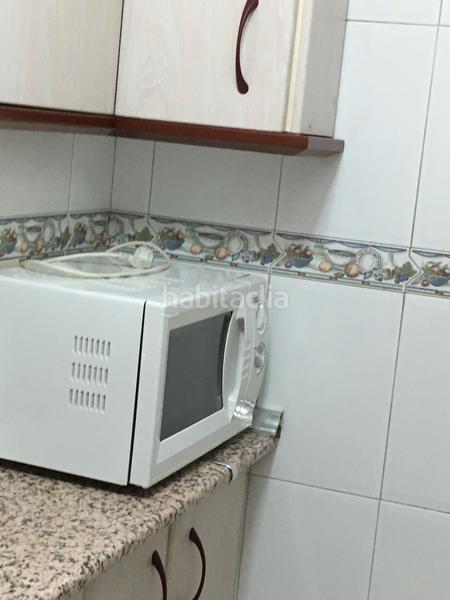 Foto ee962e64-dcbb-47f6-b5dc-183efa2d3788. Miete appartement in calle atlanta 8 in Av. F. Garcia Lorca - Nueva Estación Autobuses Granada