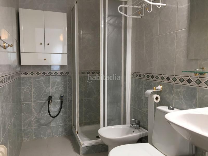 Foto f21d01df-73c0-42d6-ade7-fb08dd1fa816. Miete appartement in calle atlanta 8 in Av. F. Garcia Lorca - Nueva Estación Autobuses Granada