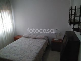 Rent Flat  Calle ribera del genil. ?? piso en genil–figares | disponible curso 26-27| ideal para es