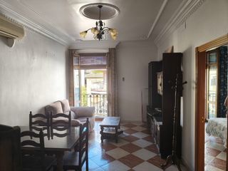 Rent Flat in Calle san juan de dios 21. Estupendo piso en san juan de dios