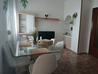 Miete Haus in Calle santa herminia 23. ?? casa para estudiantes – zona traumatología | curso 2026-2027