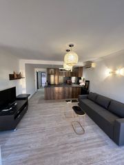 Rent Flat  Calle escritor miguel toro. Precioso piso reformado en zona carrefour - armilla, zaidín