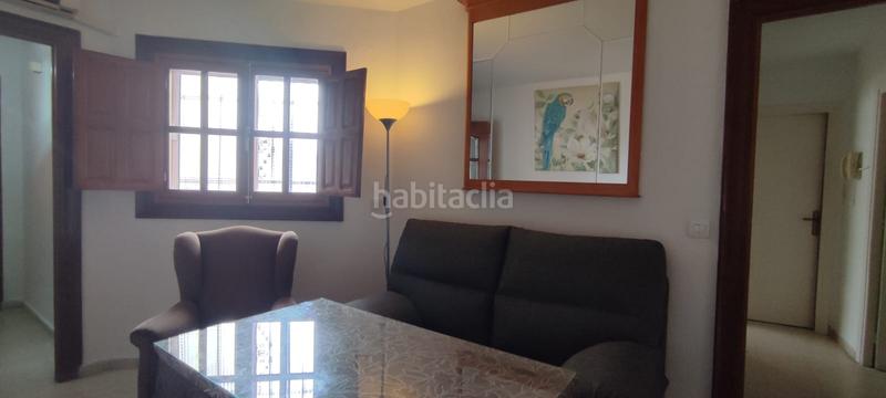 Foto 56532e7d-ce05-4b9d-ba2f-9504919a3416. Alquiler ático ?? bonito piso con terraza en alminares en Granada