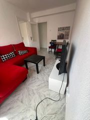 Location Appartement  Calle cisne. ??? piso reformado en los pajaritos para el curso 26-27???