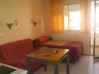 Rent Studio  Avenida de madrid. ¡estudio chollo para estudiantes en av. madrid! ??? curso 26-27