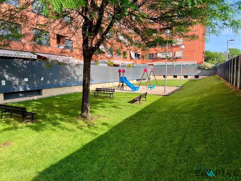 Foto cc7f2e83-f601-4bfb-a81a-1ebc6a30e194. Flat with heating parking pool in Estación Valdemoro