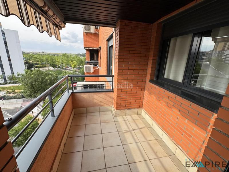 Foto e727af8f-6f4a-45d8-8068-9a96d79e2ab6. Flat with heating parking pool in Estación Valdemoro