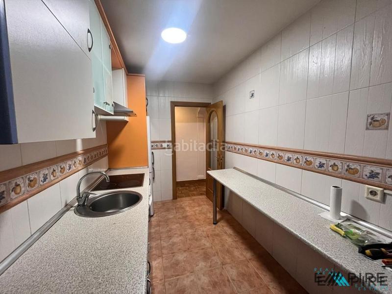 Foto 9a18ec15-5909-4841-bf3f-5b96f4ce0df5. Piso en Reyes Parla
