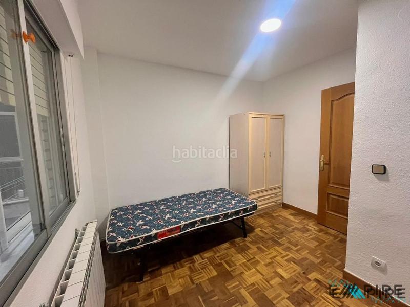 Foto b825a6f3-1117-4464-a3ea-c325f70a48ef. Piso en Reyes Parla