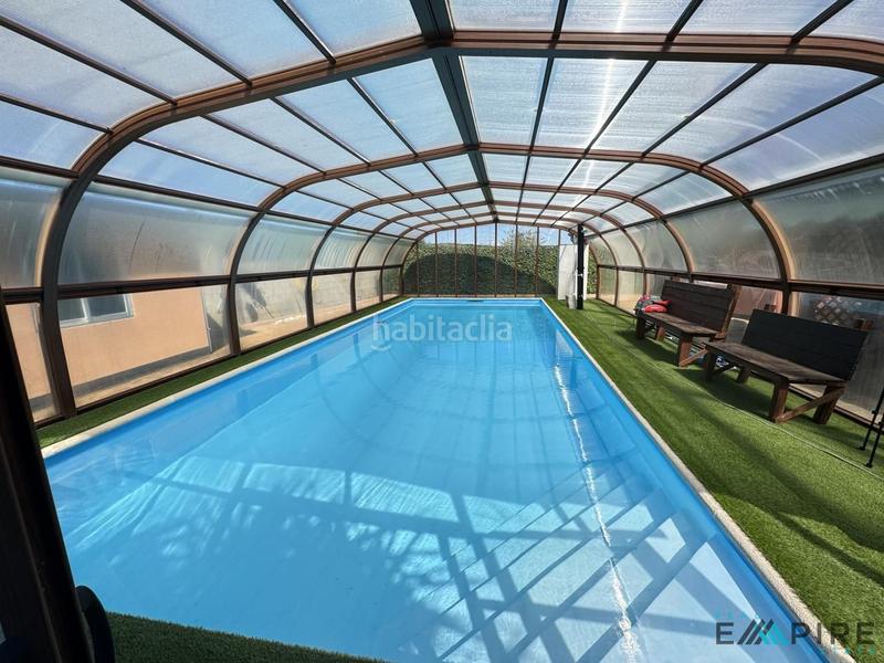 Foto 282ef3ad-2ad4-4502-a363-853ac3780459. Casa con riscaldamento parcheggio piscina in Serranillos del Valle
