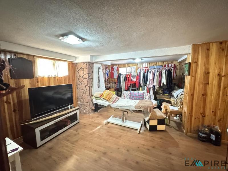 Foto 753ef787-840e-4c2a-a2e0-86e188710a73. Casa con riscaldamento parcheggio piscina in Serranillos del Valle