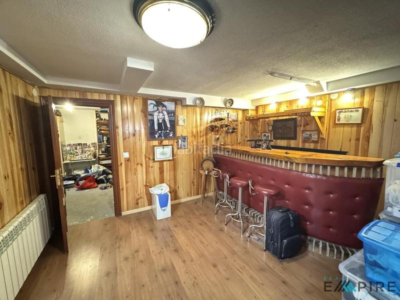 Foto 756b73db-fa3c-430d-8546-4e36dea44671. Casa con riscaldamento parcheggio piscina in Serranillos del Valle