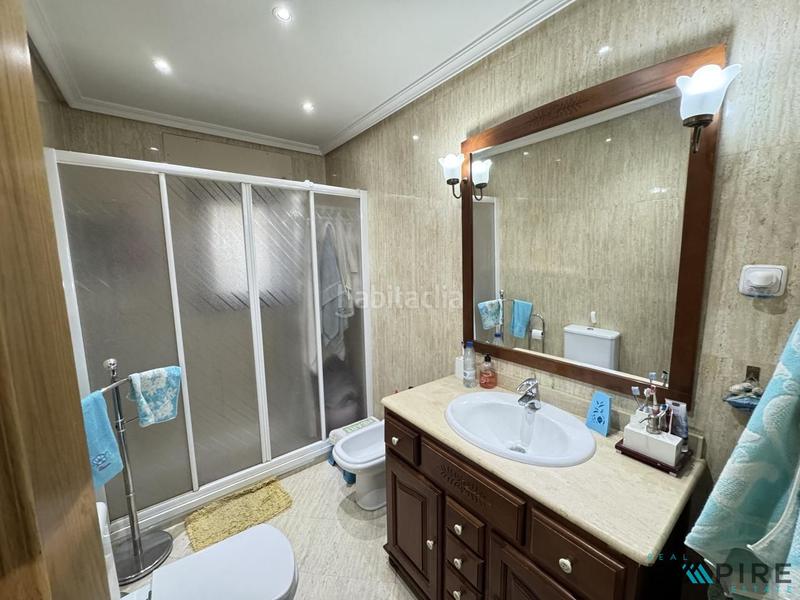 Foto 8d70afde-90c4-4a81-bfd2-a49ed7e7130b. Casa con riscaldamento parcheggio piscina in Serranillos del Valle