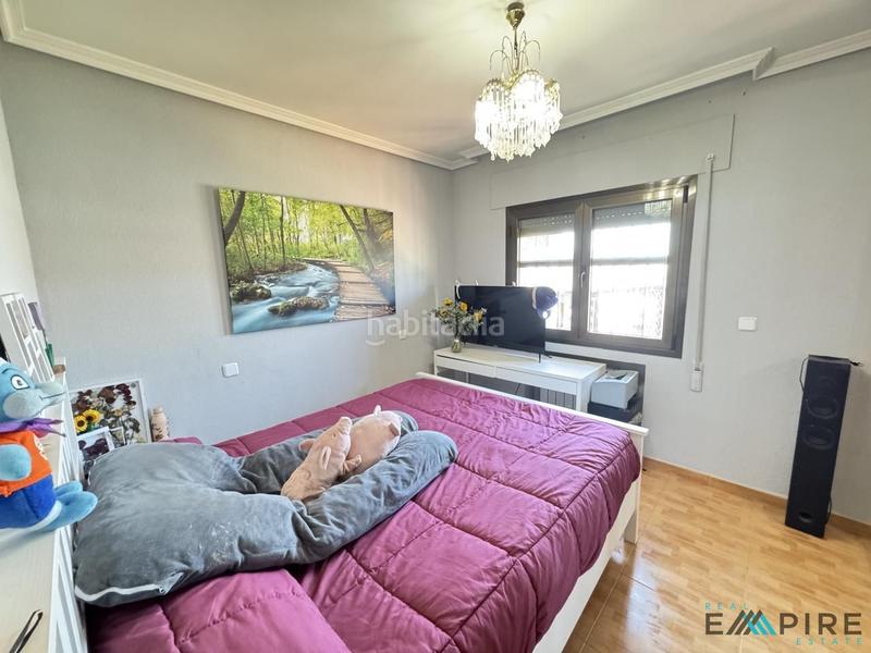 Foto d35cdd29-799c-4854-8325-0b7ccd8b536b. Casa con riscaldamento parcheggio piscina in Serranillos del Valle