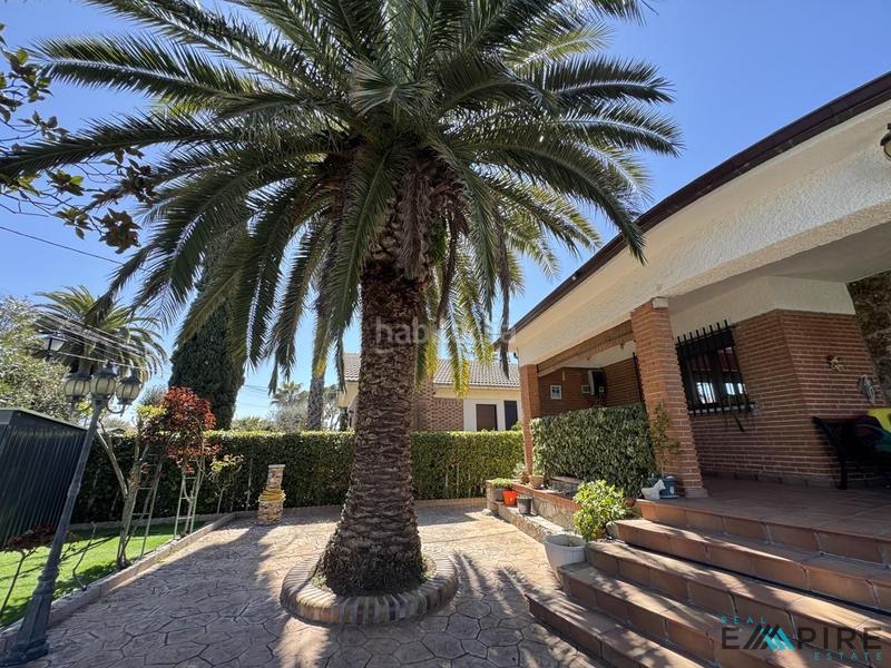 Foto 384a9141-a9f1-4826-ac8d-36262be89780. Haus mit heizung parking pool in Serranillos del Valle