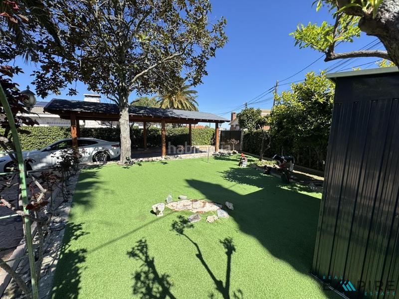 Foto 7d1a6400-2853-4b12-8633-b66f8372e2e6. Haus mit heizung parking pool in Serranillos del Valle