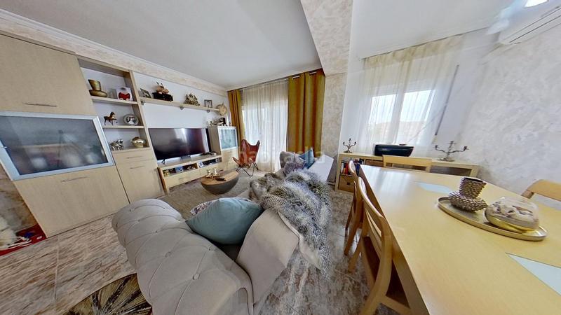 Foto c5b006dc-c4c5-4d3c-a99f-50ab89600828. Appartamento con riscaldamento piscina in Fuentebella-San Fermín-El Leguario Parla