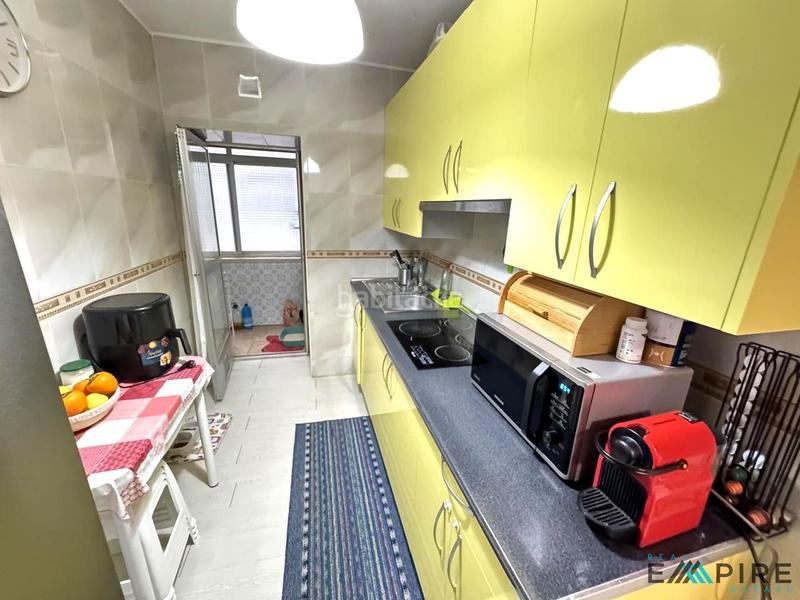 Foto 75d1bd4d-7705-41f2-9ec0-dc08a1b470a4. Appartamento con riscaldamento in Reyes Parla