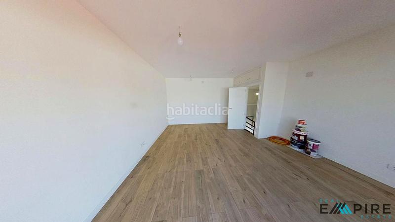 Foto b3bc9e8b-005a-4fe9-9889-96027a44265b. Zweistöckige wohnung mit heizung parking in Parque Cataluña Torrejón de Ardoz