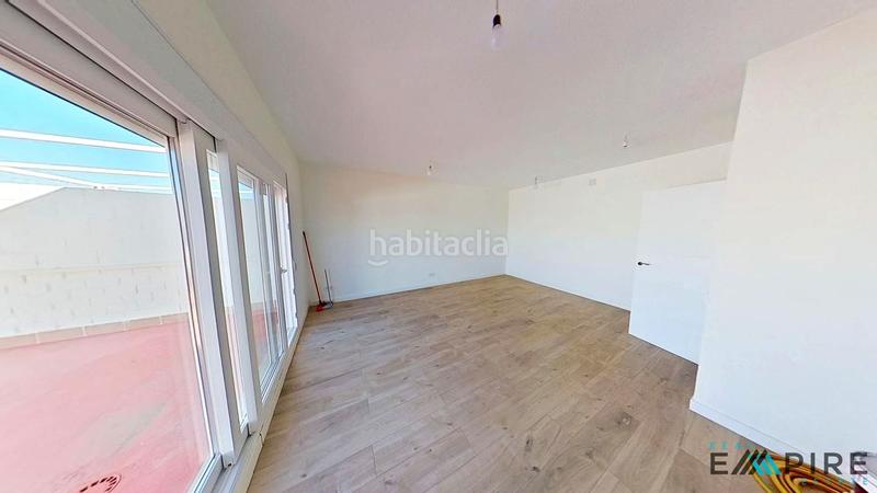 Foto c3e149b9-ff9c-4d2b-b25a-0dd1e621743c. Zweistöckige wohnung mit heizung parking in Parque Cataluña Torrejón de Ardoz