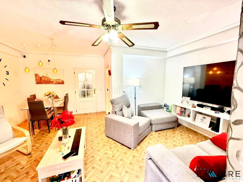 Foto f5ad6c17-6d7b-464a-b70e-d2194f460b42. Pis amb calefacció piscina a Villayuventus-Renfe Parla