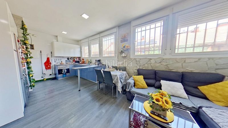 Foto 04118a6f-7e39-4b08-933a-5ddec8d860c8. Planta baixa amb calefacció a Sector 3 Getafe