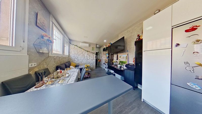 Foto bb7f55cc-2667-402d-b709-75eabe42e69b. Planta baixa amb calefacció a Sector 3 Getafe