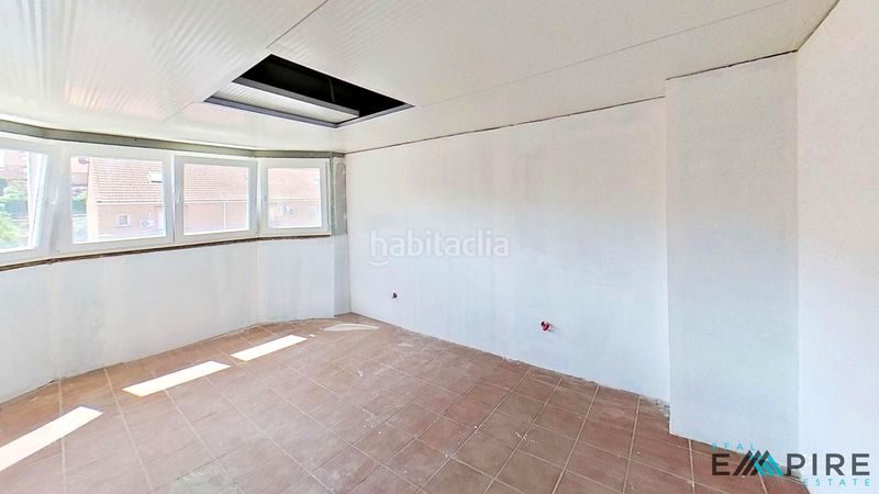 Foto 34e2f5fe-f626-47b9-aa67-da2ca0493e22. Casa amb calefacció aparcament piscina a Parque Coimbra Móstoles