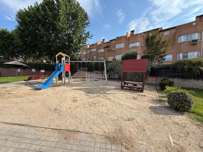 Foto 53c39f38-202e-41ce-bdb9-7d5d59ea131e. Casa amb calefacció aparcament piscina a Parque Coimbra Móstoles