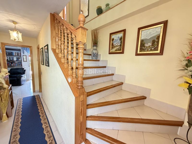 Foto e3d6c03b-db06-4aea-9355-92b000f0df04. Casa adossada amb calefacció aparcament a Las Américas Parla