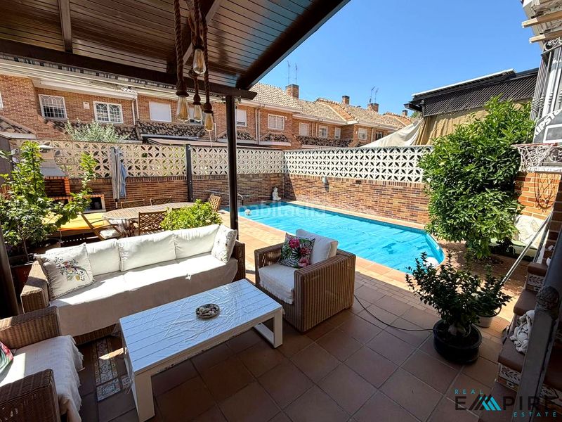 Foto cd481a54-ba52-44a4-8ae2-b38d2e09b9b3. Casa adossada amb calefacció piscina a La Ermita Parla